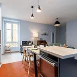 Large 3 Bdr Center