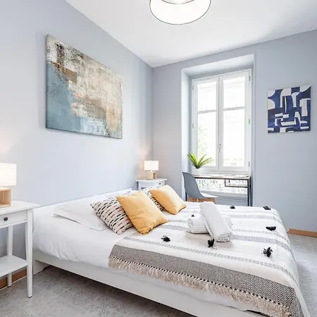 Appartement Large 3 Bdr Center *