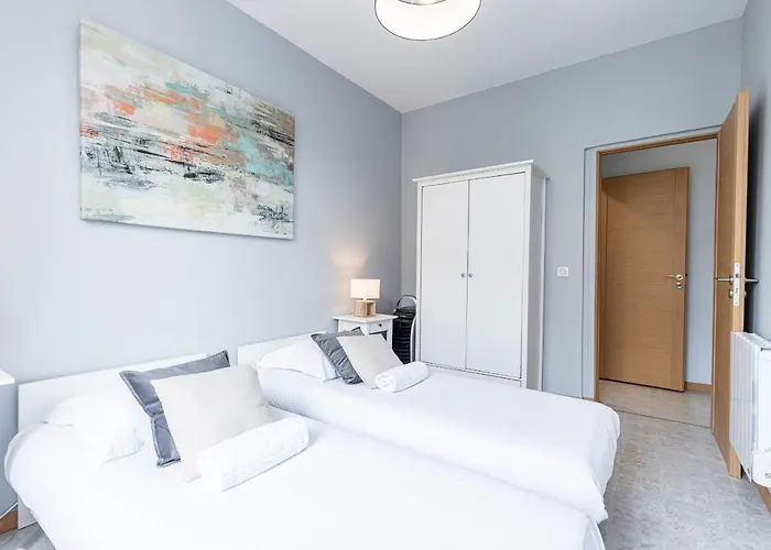 Apartmán Large 3 Bdr Center