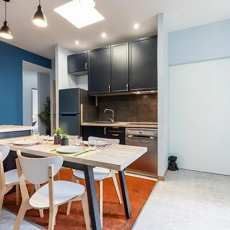 Large 3 Bdr Center Apartamento *
